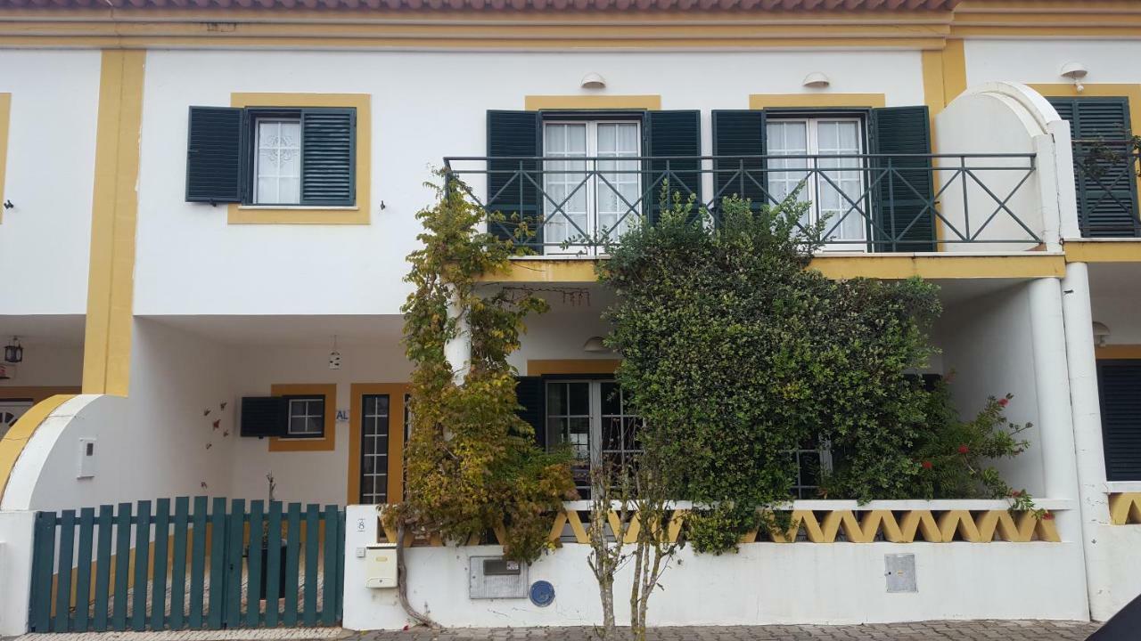 Вилла Casa Da Oliveira Вила-Нова-де-Мильфонт Экстерьер фото
