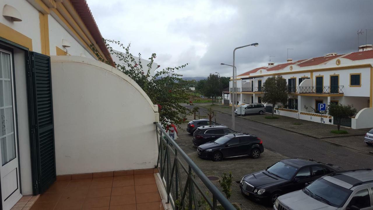 Вилла Casa Da Oliveira Вила-Нова-де-Мильфонт Экстерьер фото